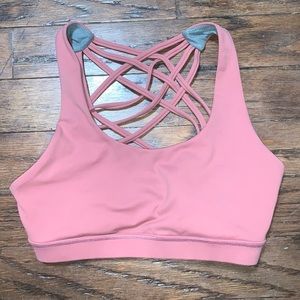 Queenie Ke pink sports bra size M